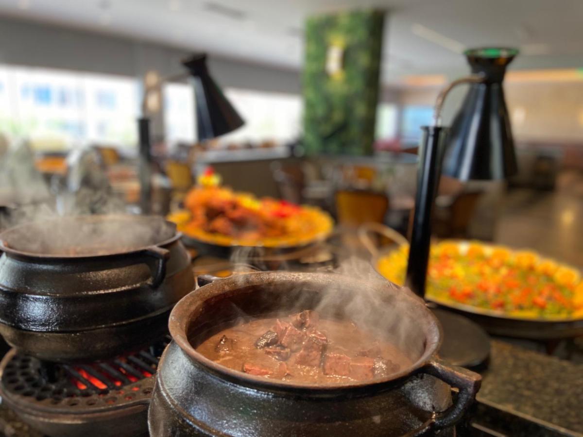 Parque Balneario Hotel Santos By Castelo Itaipava ภายนอก รูปภาพ A pot of pap