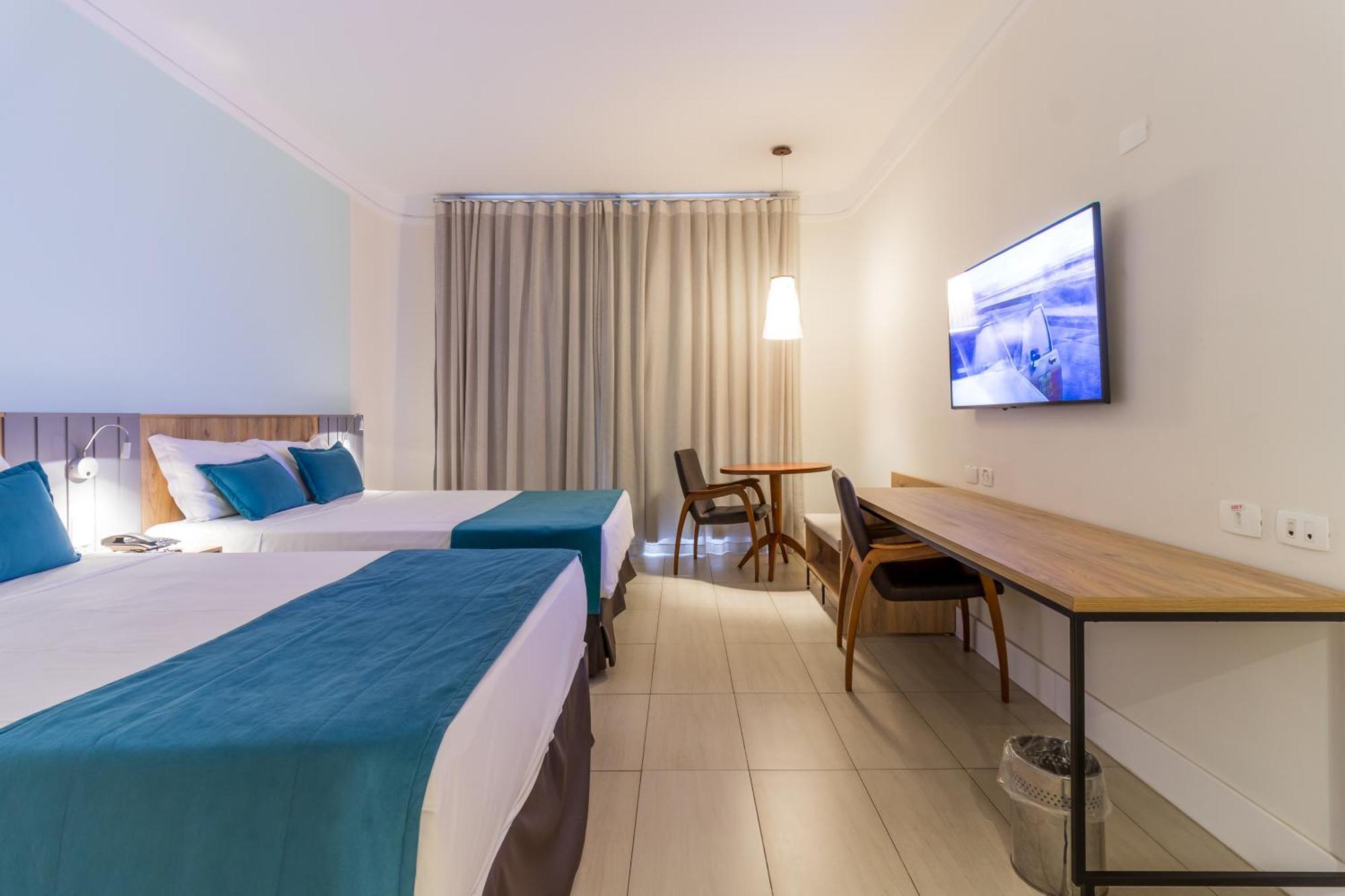 Parque Balneario Hotel Santos By Castelo Itaipava ห้อง รูปภาพ A room at the hotel