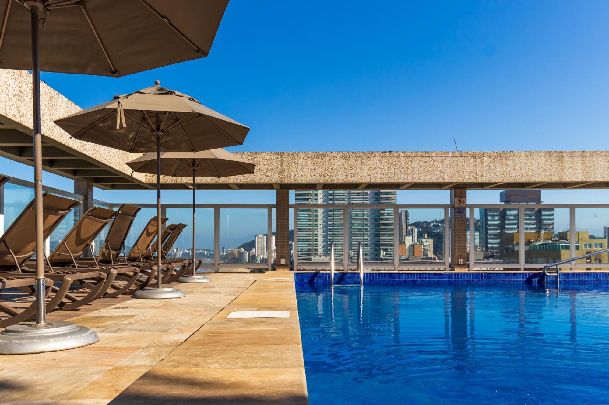 Parque Balneario Hotel Santos By Castelo Itaipava ภายนอก รูปภาพ Rooftop pool